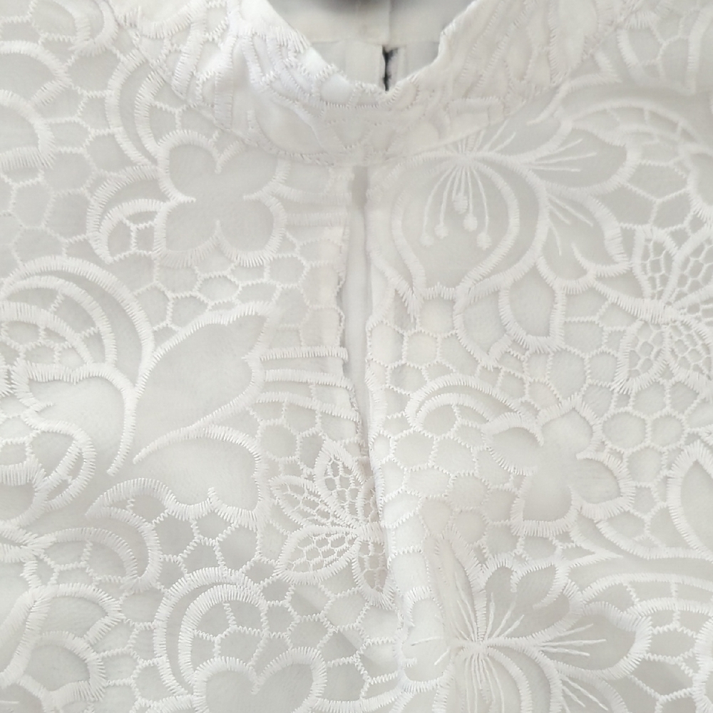 White House Black Market Floral Lace Blouse - Picture 4 of 8